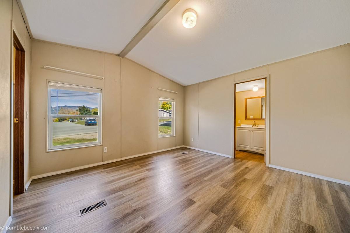 221 E 4th St S, Oldtown, ID 83822 - House for Rent - Image 6