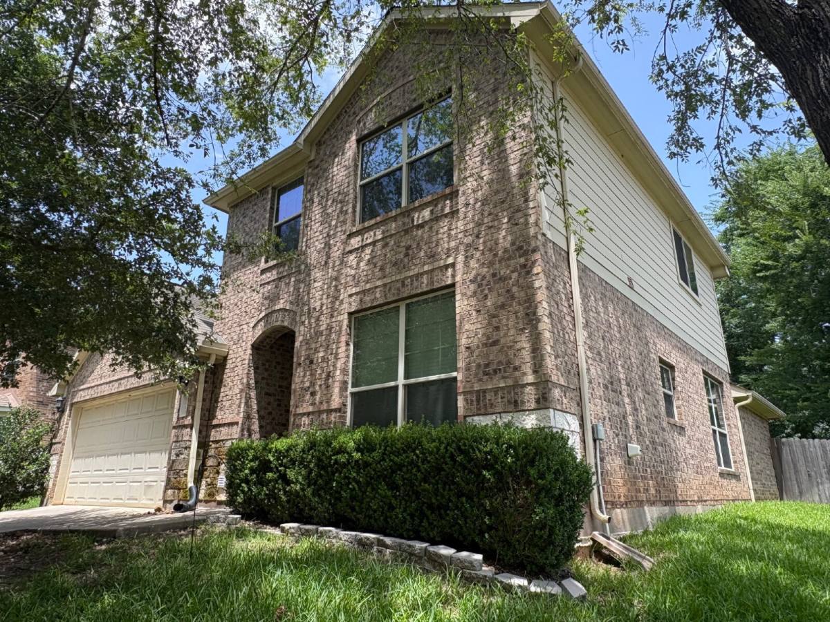 House for rent at 3721 Whisper Walk, Montgomery, TX 77356