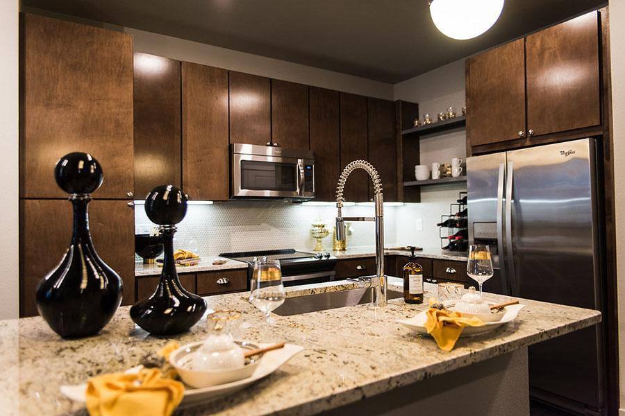 Apartment for rent at Berkshire Auburn, 5515 Arapaho Rd, Dallas, TX 75248