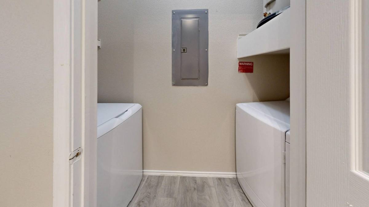Apartment for rent at The Woods, 6010 S Westmoreland Rd, Dallas, TX 75237