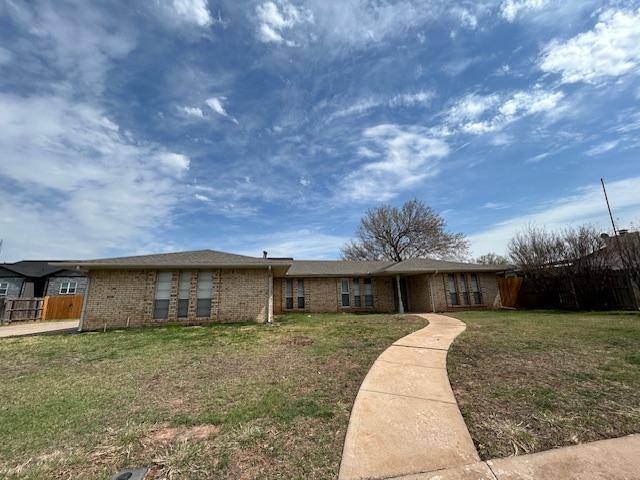 House for rent at 8 SW 71st St, Lawton, OK 73505