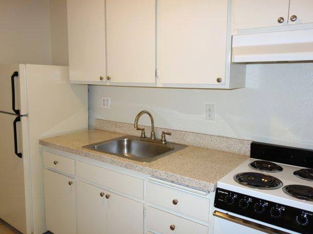Apartment for rent at 833 S Cedros Ave, Solana Beach, CA 92075