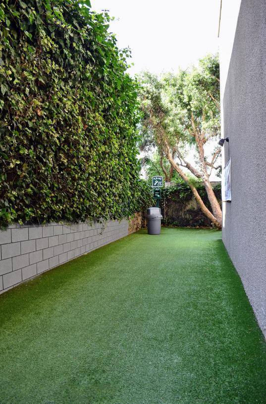 Apartment for rent at Hollywood Place, 7400 Hollywood Blvd #309, Los Angeles, CA 90046