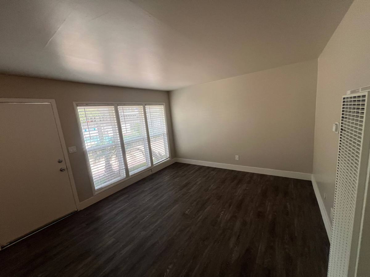 5747 Lauretta #5, San Diego, CA 92110 - Apartment for Rent - Image 8