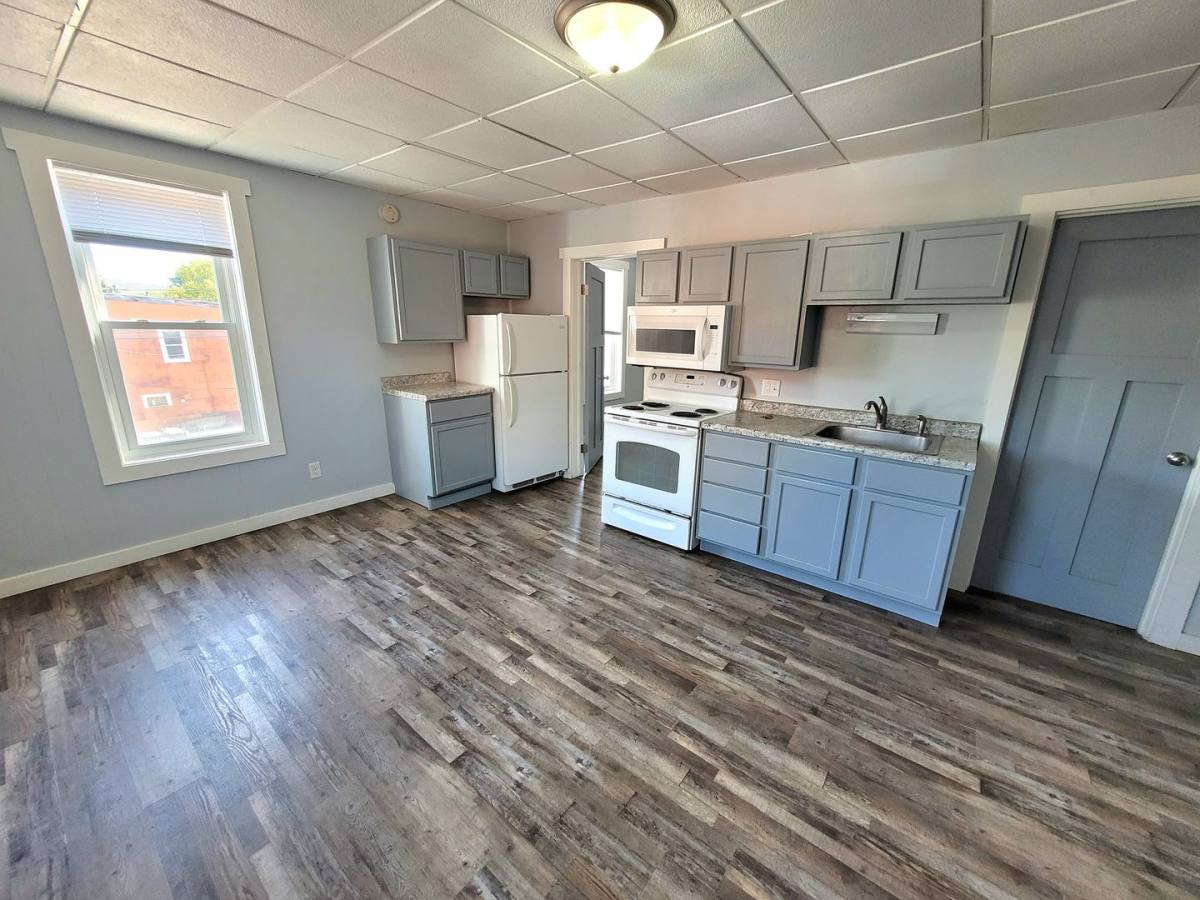 730 Rose St, La Crosse, WI 54603 - Apartment for Rent