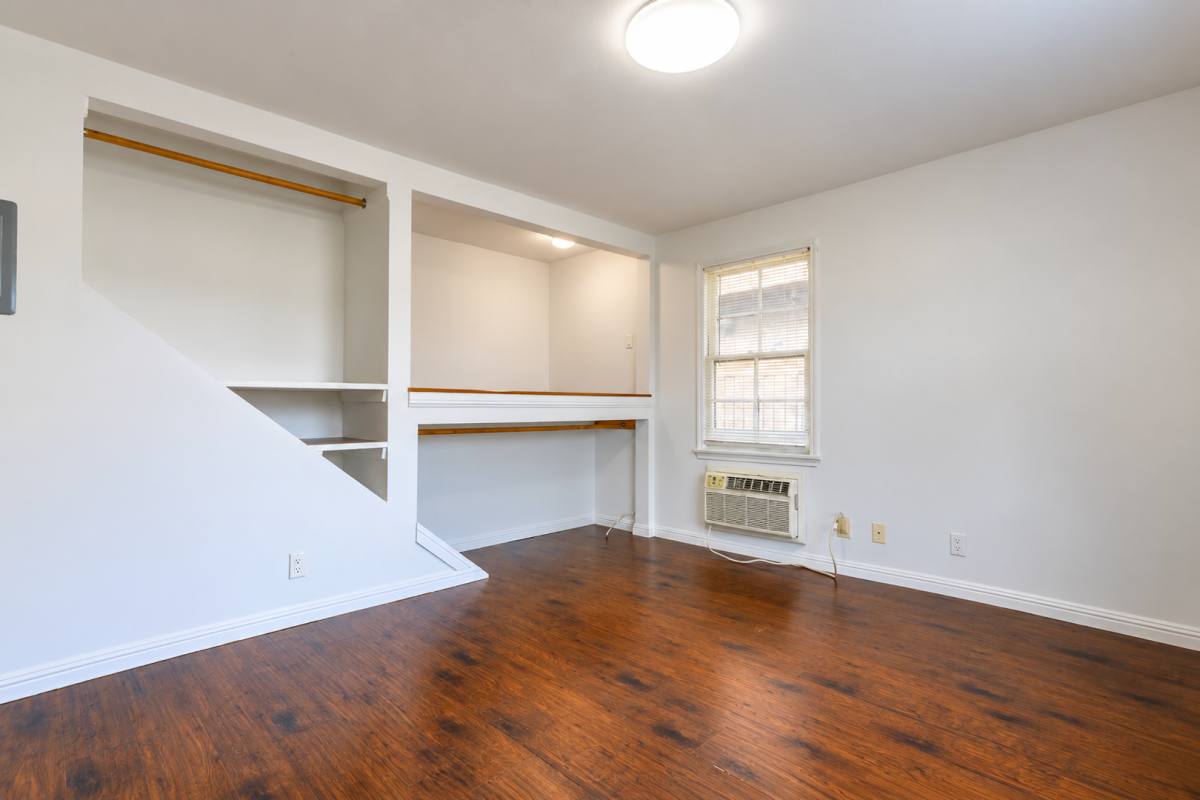 858 Lincoln Blvd, Santa Monica, CA 90403 - Apartment for Rent - Image 2