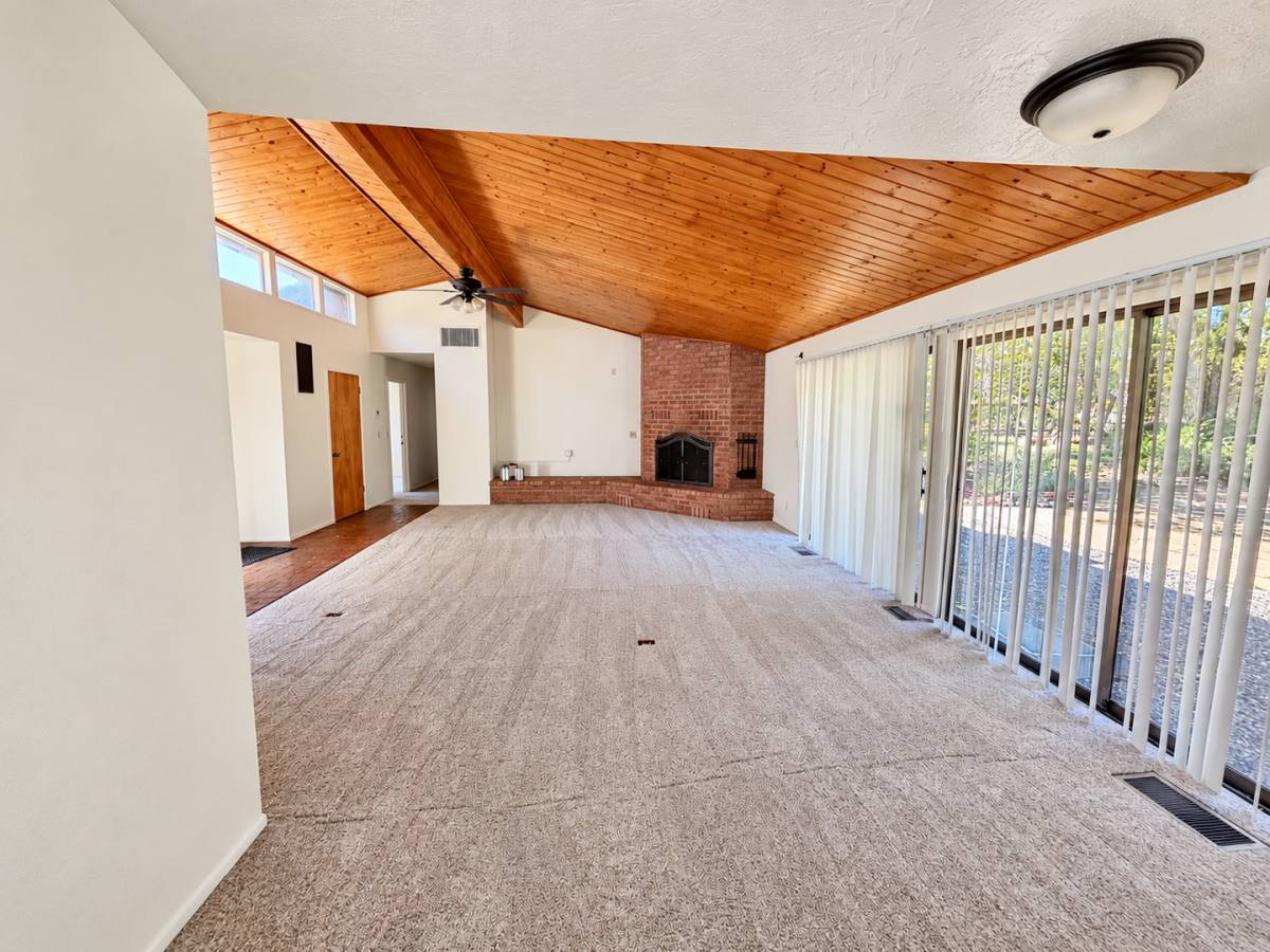35 Edgewood Circle, Sedona, AZ 86336 - House for Rent - Image 9