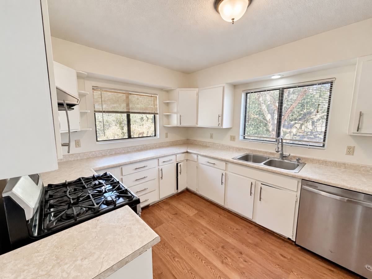 35 Edgewood Circle, Sedona, AZ 86336 - House for Rent - Image 8