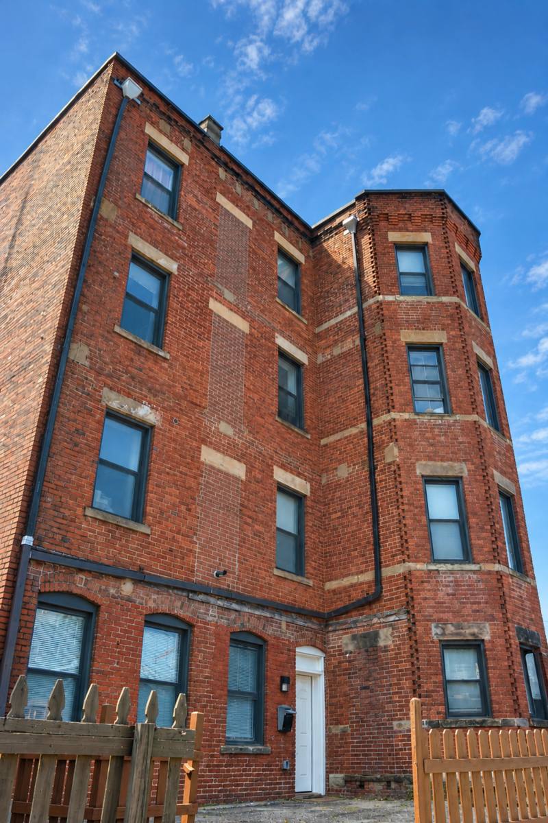 Apartment for rent at 15 Boundary St, Pittsburgh, PA 15213