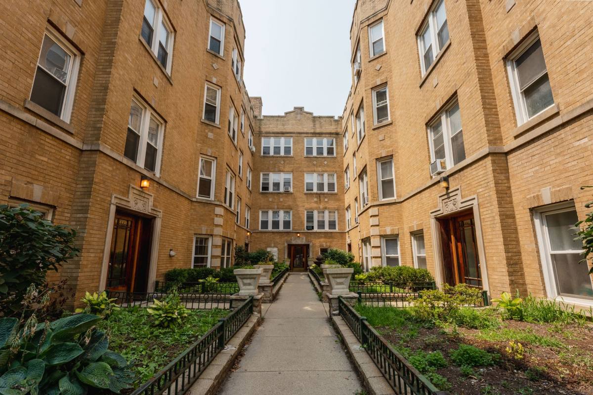 4440 - 4448 N Western Ave, Chicago, IL 60625 - Apartment for Rent - Image 1