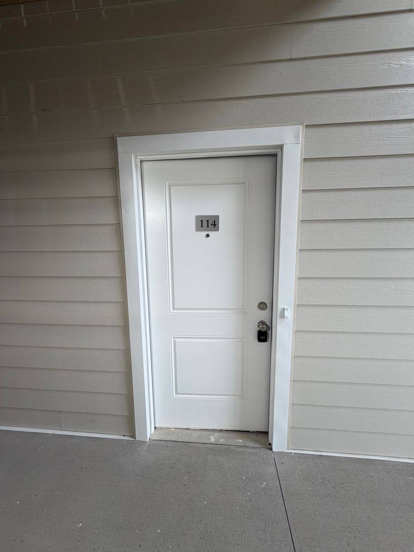 308 Hillview Mills #114, Bowling Green, KY 42101 - Apartment for Rent - Image 2