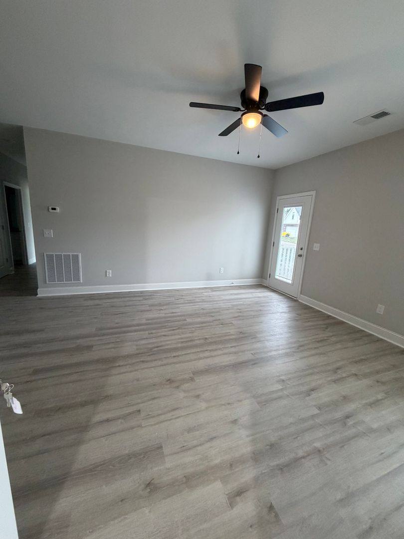 308 Hillview Mills #114, Bowling Green, KY 42101 - Apartment for Rent - Image 4