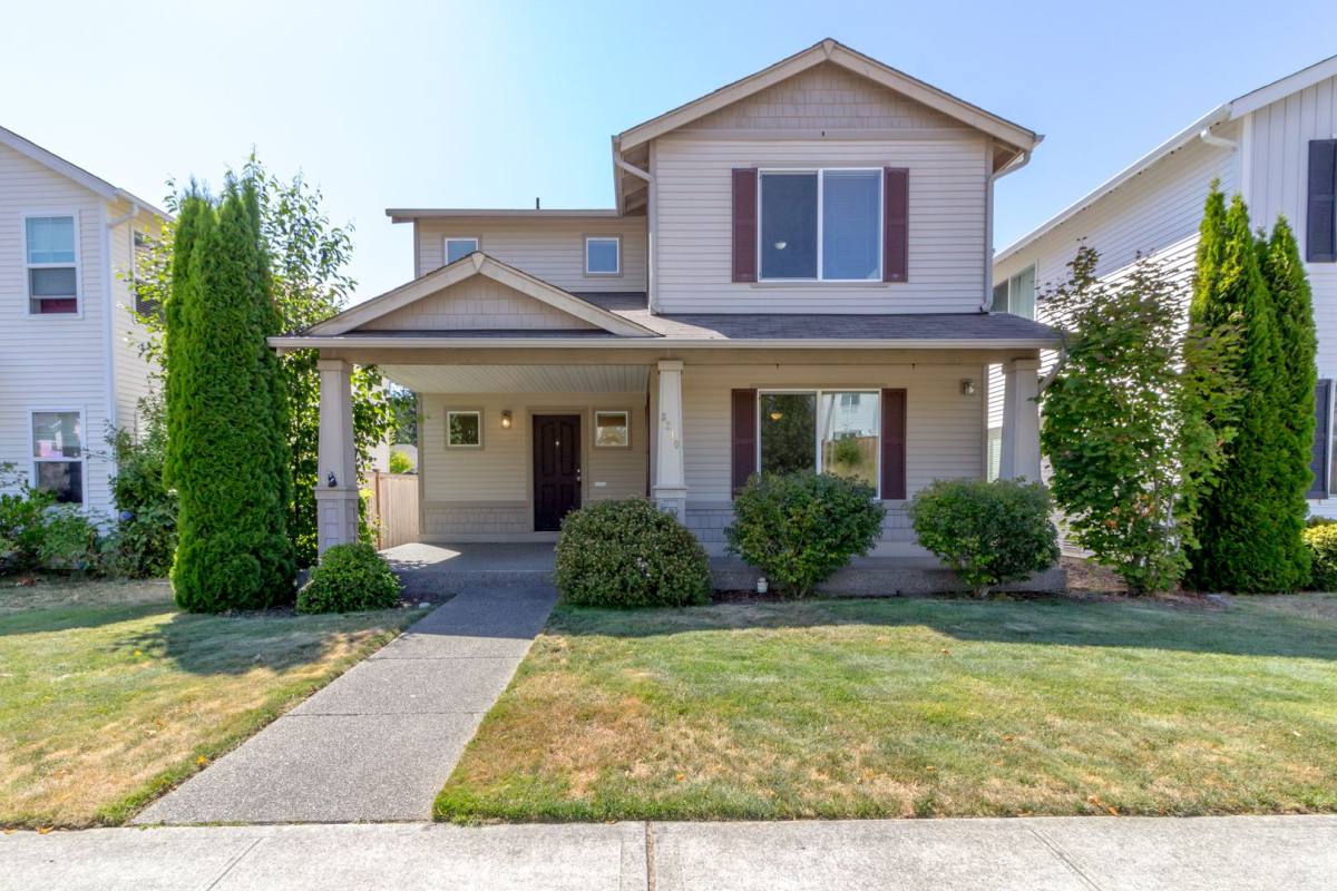 3240 Hoffman Hill Blvd, Dupont, WA 98327 - House for Rent - Image 1