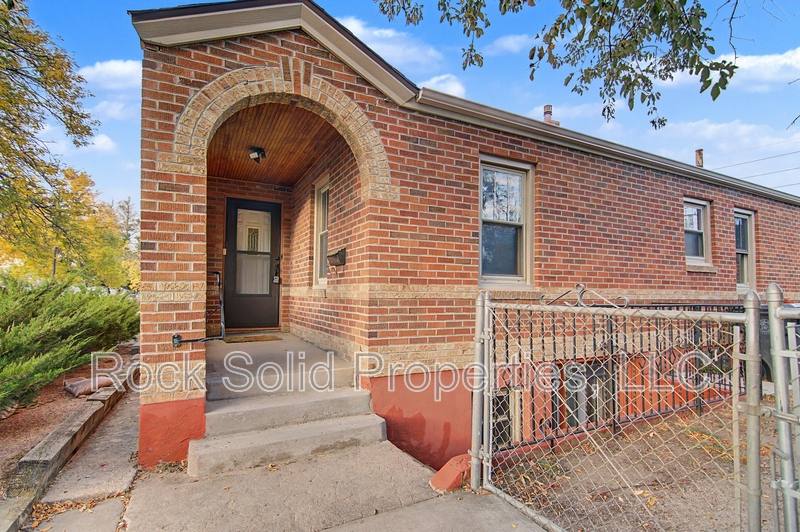 3313 Hynds Blvd, Cheyenne, WY 82001 - House for Rent - Image 3