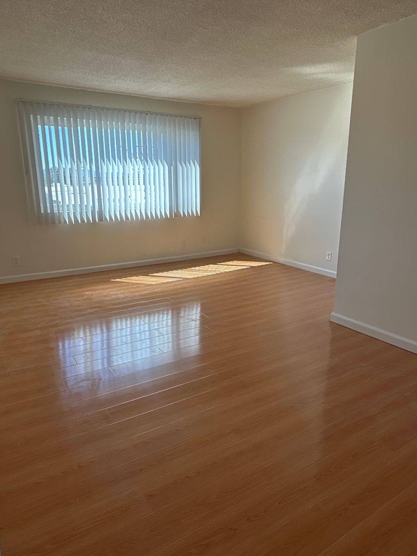 1165 Thompson Ave, Glendale, CA 91201 - Apartment for Rent - Image 8