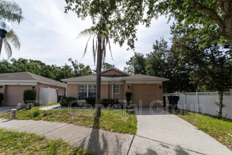 House for rent at 298 Hammock Court, Davenport, FL 33896