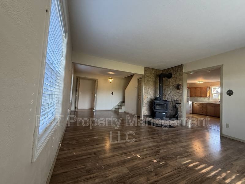 2678 Drift Creek Rd NE, Silverton, OR 97381 - House for Rent - Image 5