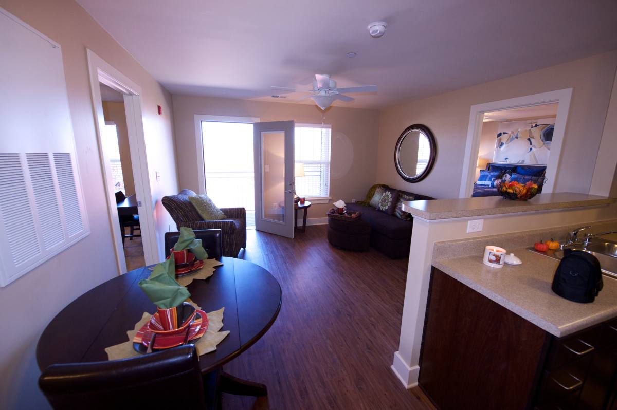 2821 Biggin Hill Court, Louisville, KY 40220 - Apartment for Rent - Image 5