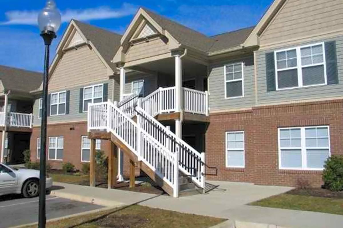 3202 Margee Dr, Louisville, KY 40216 - Apartment for Rent - Image 2
