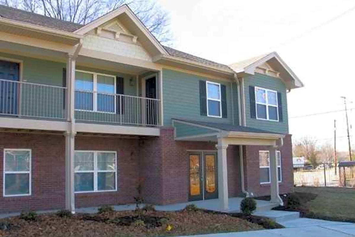 3202 Margee Dr, Louisville, KY 40216 - Apartment for Rent - Image 1