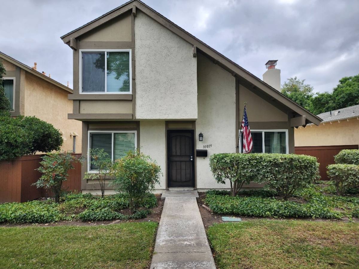 House for rent at 10809 Escobar Dr, San Diego, CA 92124