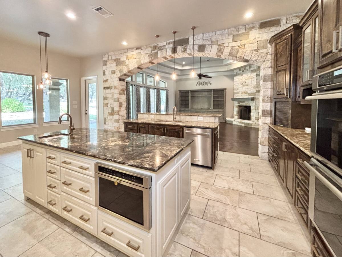 1888 Split Mountain, Canyon Lake, TX 78133 - House for Rent - Image 7