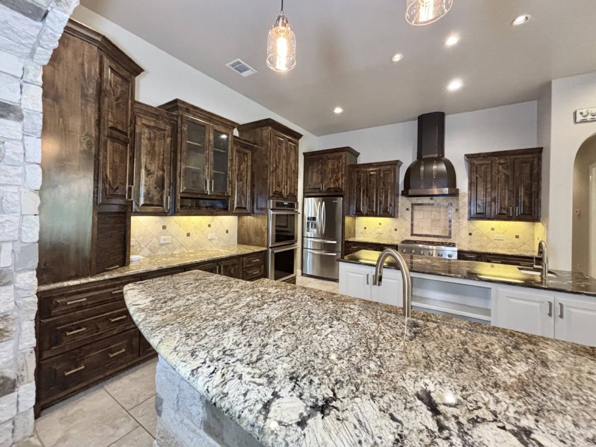 1888 Split Mountain, Canyon Lake, TX 78133 - House for Rent - Image 8