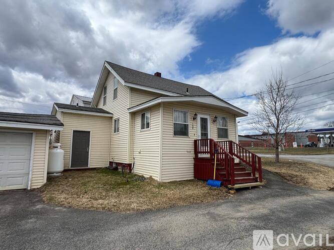 House for rent at 1 S Park St, Caribou, ME 04736