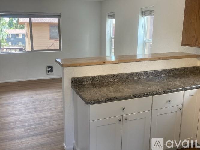 2005 N Center St #1, Flagstaff, AZ 86004 - Apartment for Rent - Image 3