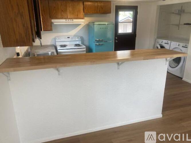 2005 N Center St #1, Flagstaff, AZ 86004 - Apartment for Rent - Image 2