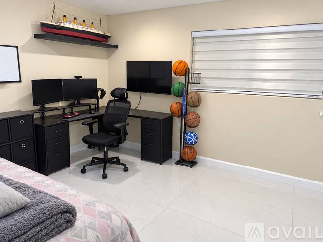 635 E Elmwood Ave #106, Burbank, CA 91501 - Condo for Rent - Image 9