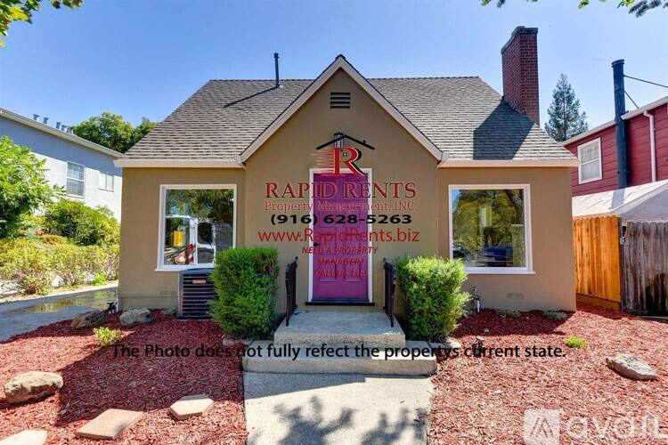 House for rent at 2056 16th St, Sacramento, CA 95818