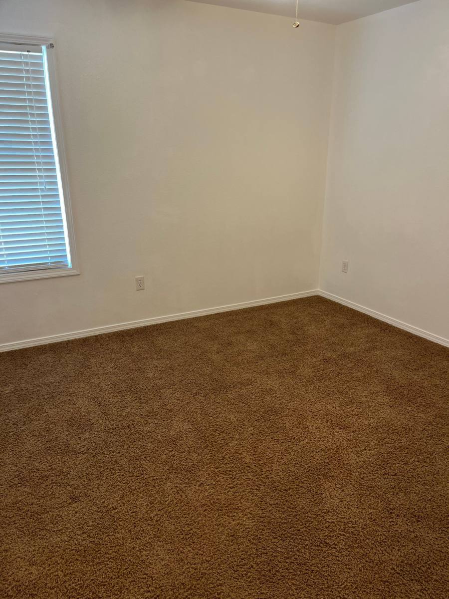 63011 E 285 Court #B, Grove, OK 74344 - Apartment for Rent - Image 8