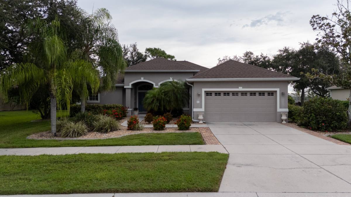 House for rent at 872 Clear Lake Dr, Englewood, FL 34223