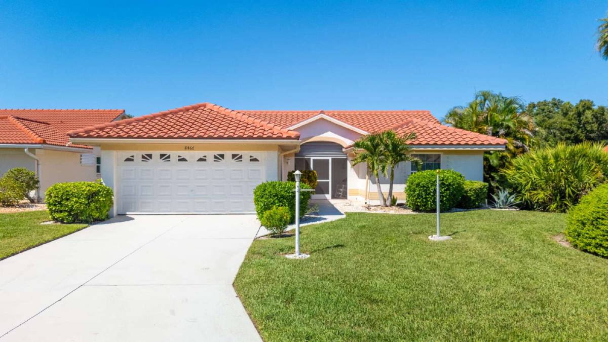House for rent at 8466 Creekview Lane, Englewood, FL 34224
