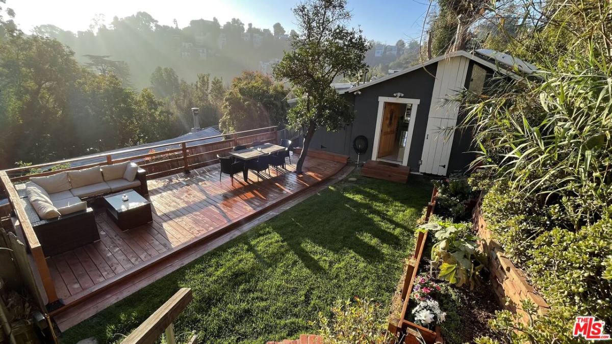 House for rent at 1921 Weepah Way, Los Angeles, CA 90046