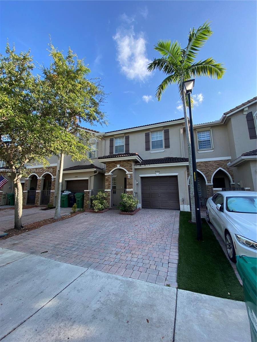 Townhouse for rent at 8986 SW 225th St, Cutler Bay, FL 33190