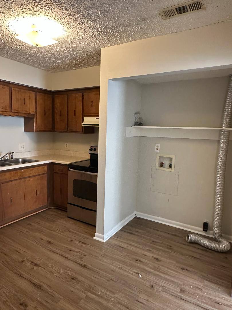 123 Grande Ave #8, Smithville, TN 37166 - Apartment for Rent - Image 4