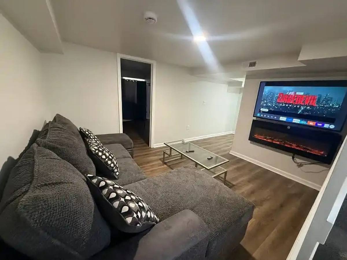 Apartment for rent at 1 Maple Ave #2, Baltimore, MD 21206