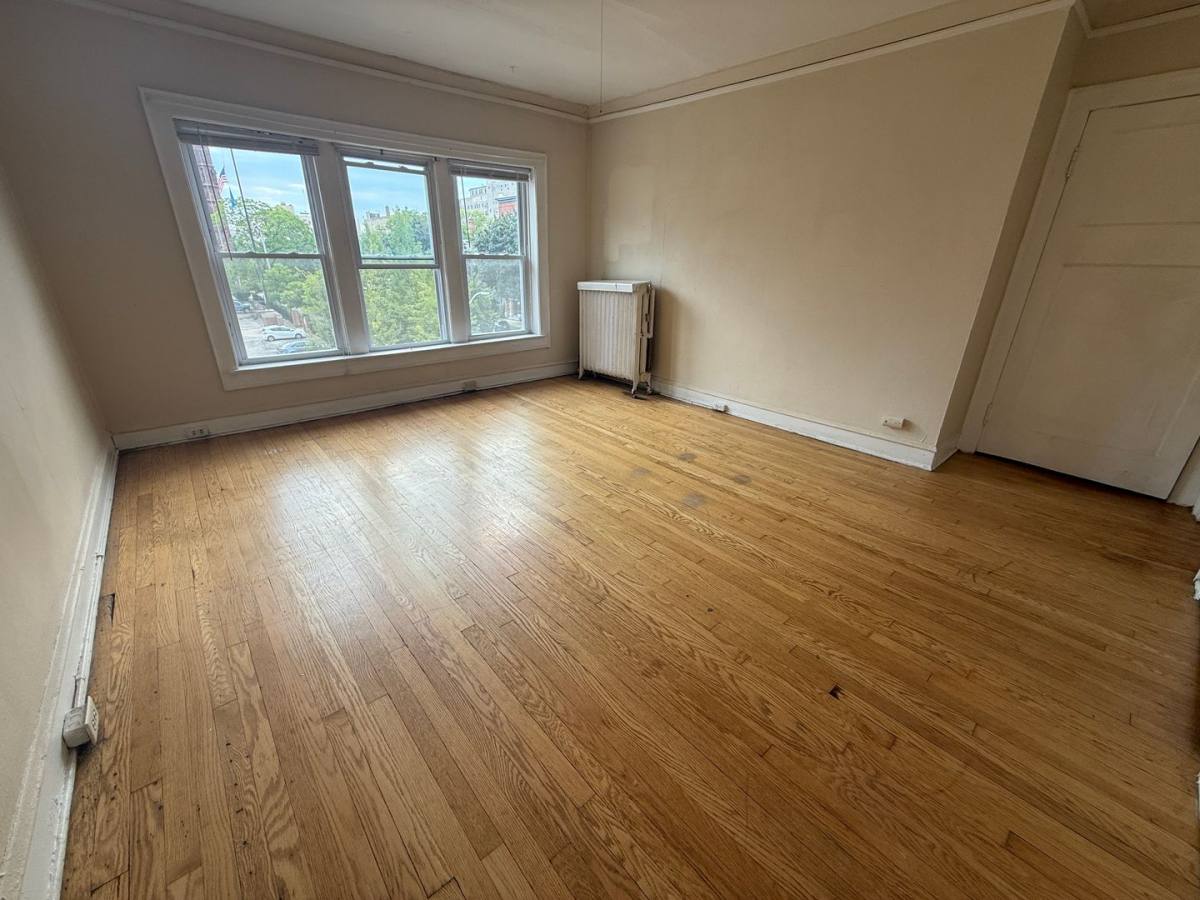 1303 N Cass St, Milwaukee, WI 53202 - Apartment for Rent - Image 7
