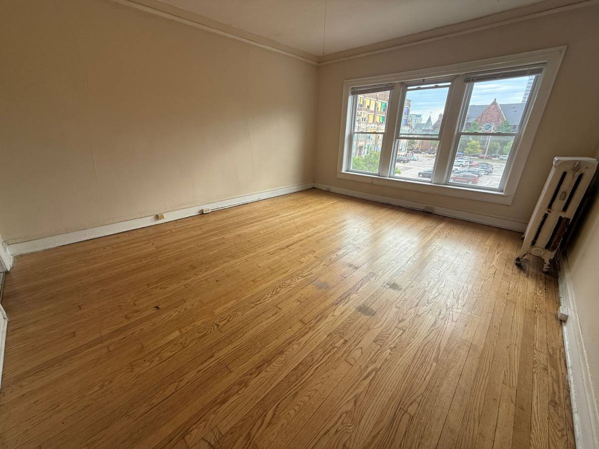 1303 N Cass St, Milwaukee, WI 53202 - Apartment for Rent - Image 9
