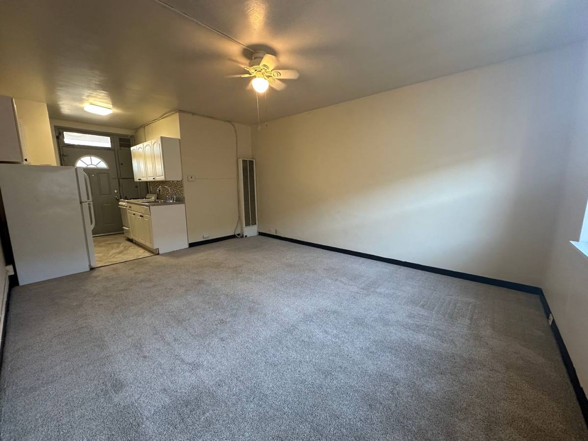 1026 E Lyon St, Milwaukee, WI 53202 - Apartment for Rent - Image 6