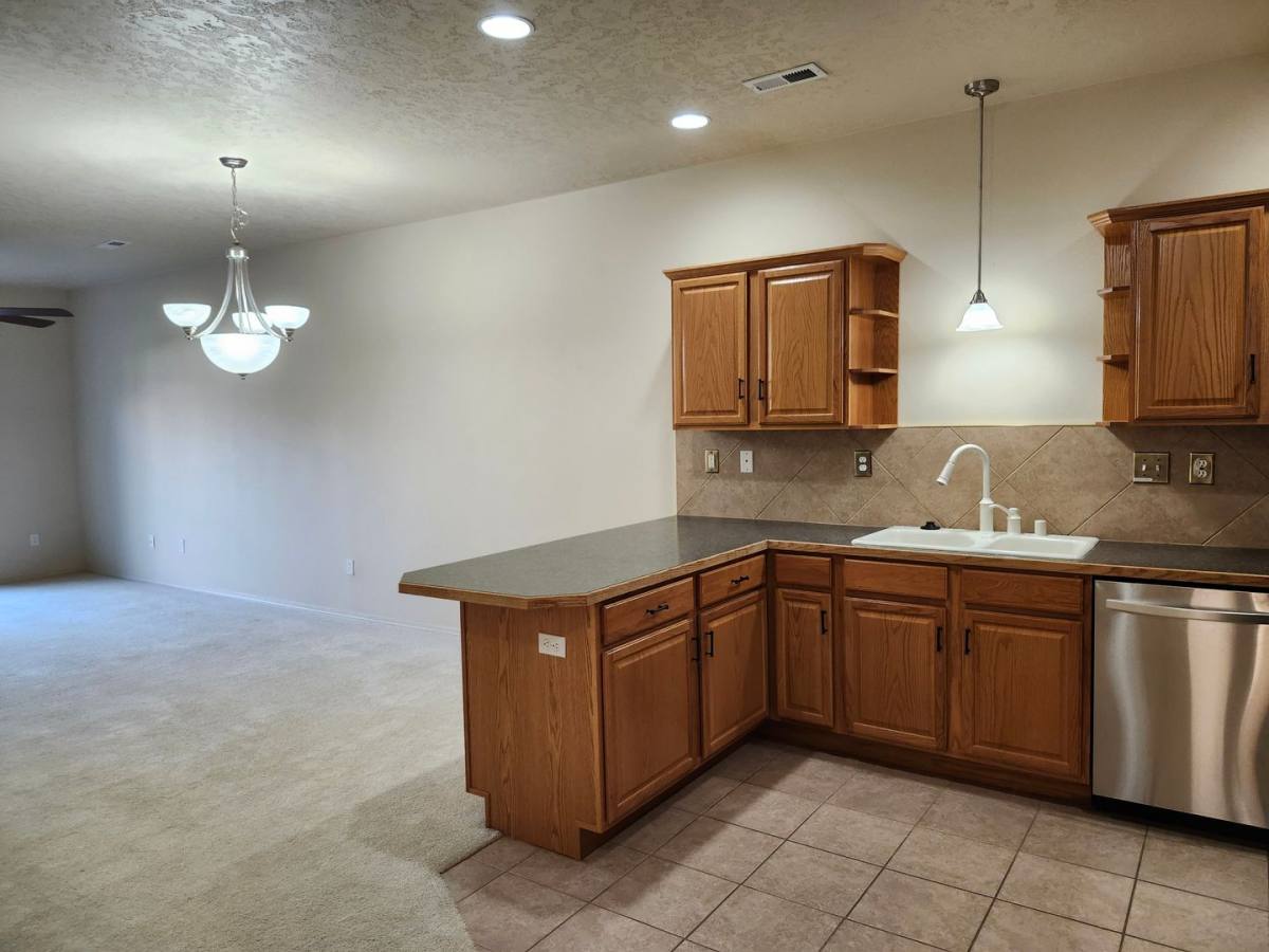9607 Mia Lane, Pasco, WA 99301 - House for Rent - Image 5