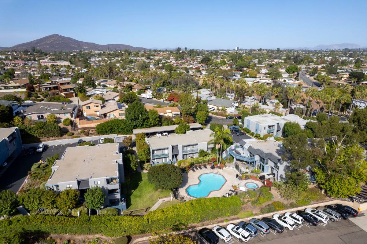 Village, 5500 Morro Way, La Mesa, CA 91942 - Apartment for Rent - Image 4