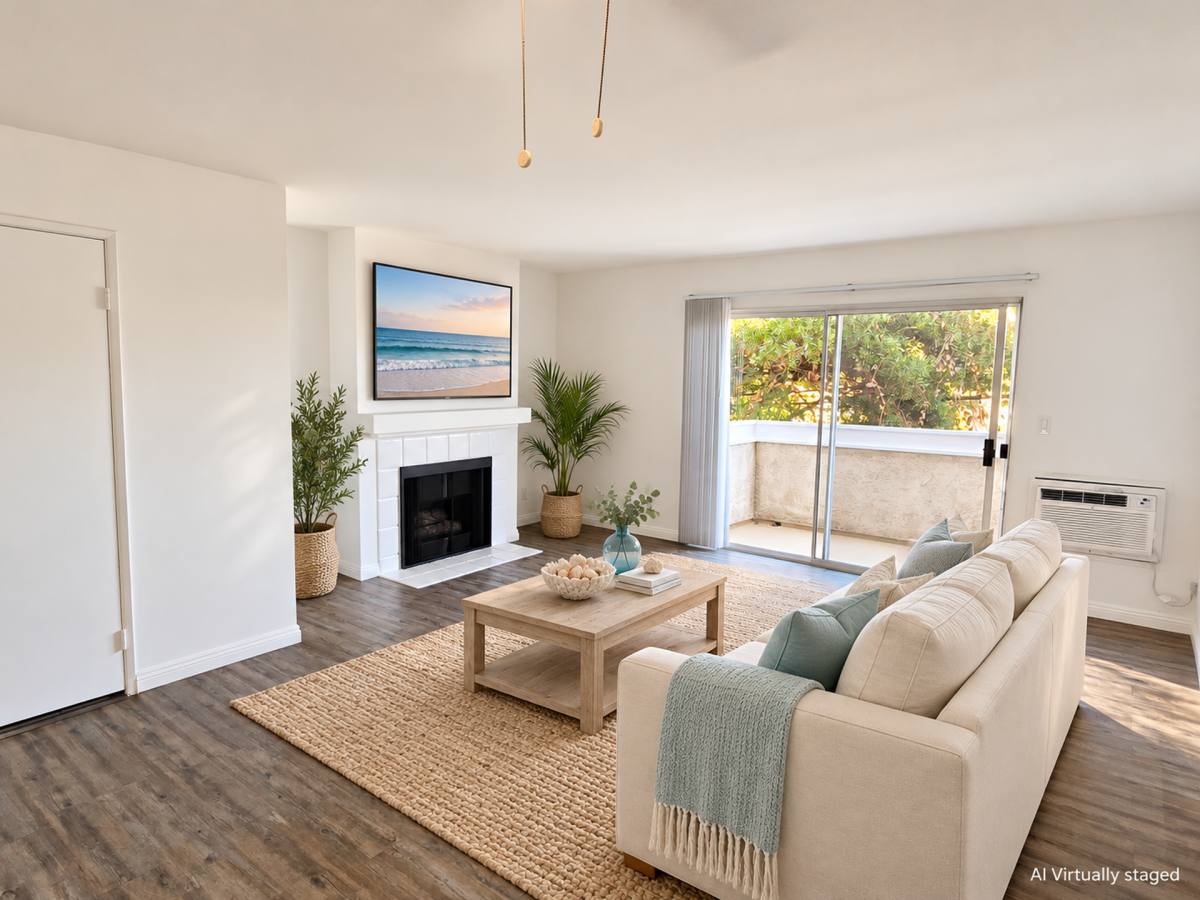 Townhouse for rent at Oxford Villa, 4424 S Centinela, Los Angeles, CA 90066