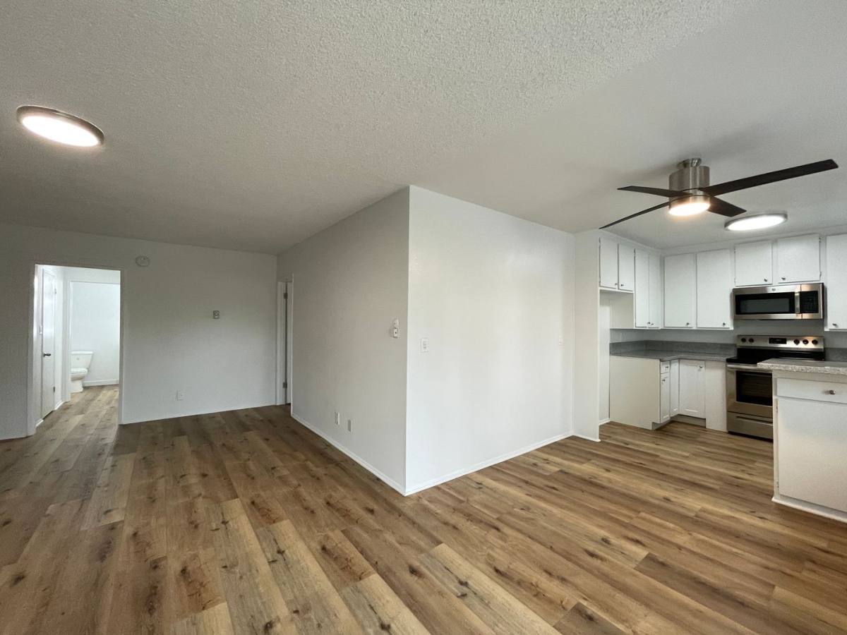 20317 Saticoy St, Winnetka, CA 91306 - Apartment for Rent - Image 10