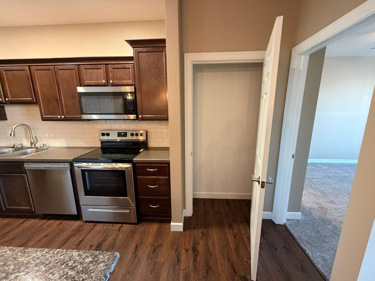 Rapid River, 325 Lynn St, Baraboo, WI 53913 - Apartment for Rent - Image 2