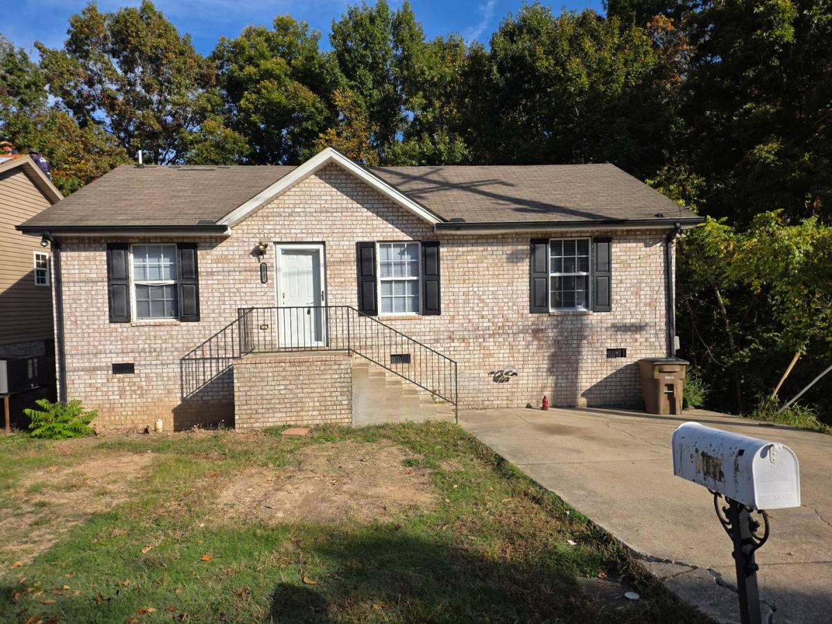 House for rent at 1047 N Dupont Ave, Madison, TN 37115