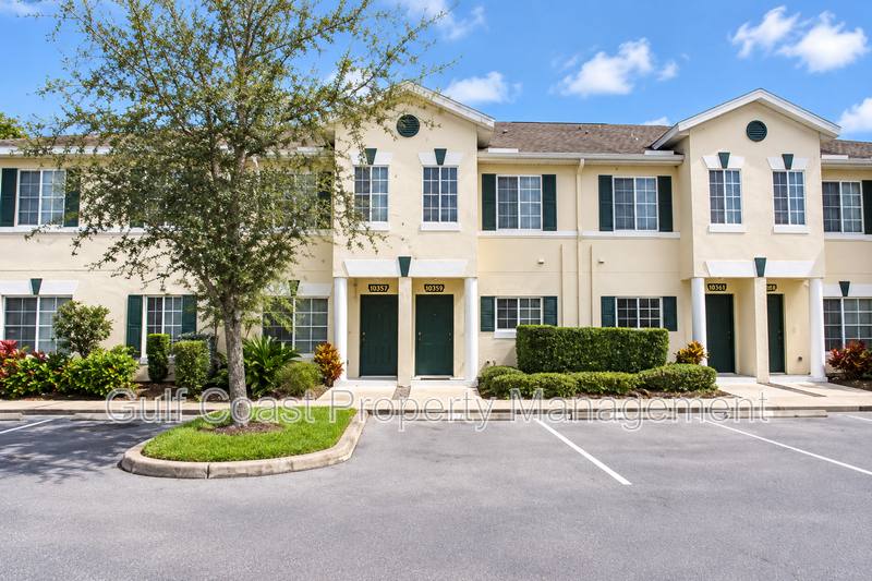 233 Cape Harbour Loop #103, Bradenton, FL 34212 - Townhouse for Rent - Image 2