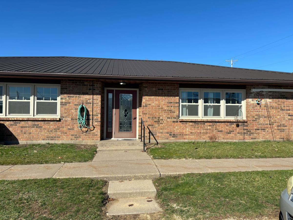 Apartment for rent at 24 Forrest St, Miles, IA 52064